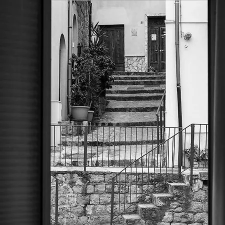 Holiday home Grand Garage Castelbuono (Sicily)